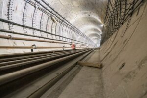 lodz-zyska-nowy-tunel-gigantyczna-maszyna-tbm-rozpoczyna-budowe-polaczenia-z-warszawa