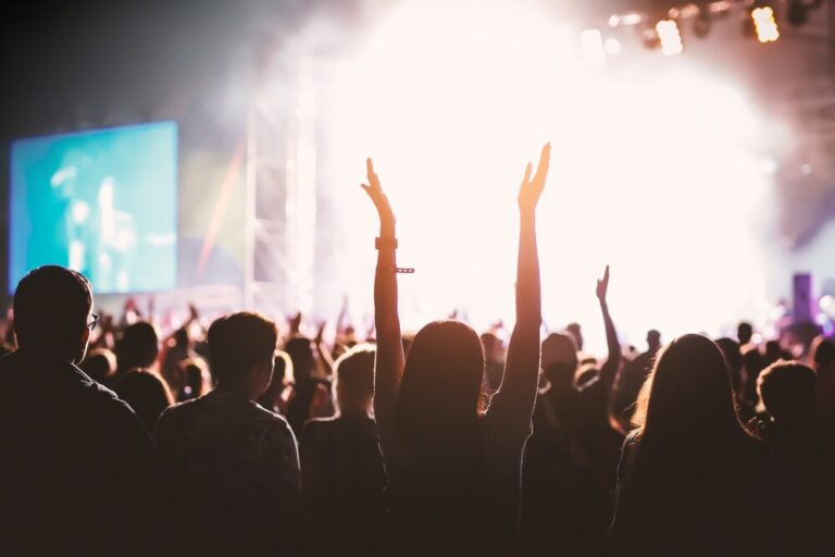 muzyczne-piatki-na-placu-wolnosci-tancz-i-odkrywaj-nowe-brzmienia