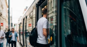 tramwaje-i-autobusy-mpk-lodz-wracaja-na-trasy-po-zakonczeniu-remontow-torowisk-w-centrum-miasta