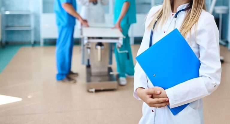 milion-emerytow-zaskoczonych-podwojnymi-przelewami-z-zus-w-pazdzierniku