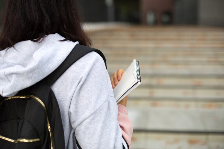salon-maturzystow-2025-kluczowe-wskazowki-dla-przyszlych-studentow
