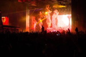 5-seconds-of-summer-w-atlas-arenie--australijskie--auto-1754