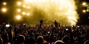 wygraj-karnet-na-festiwal-kamera-akcja-2025-wez-udzial-w-szybkim-konkursie