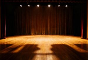 niebostan-w-teatrze-jaracza-auto-6537