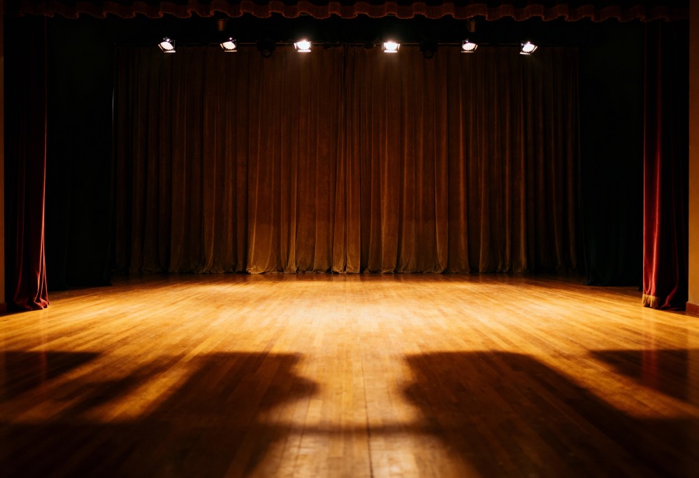 niebostan-w-teatrze-jaracza-auto-6537