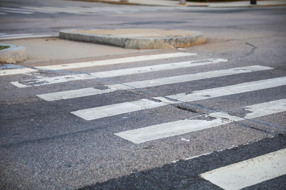 nowy-chodnik-na-lodowej-w---odzi--u--atwi-doj--cie-auto-5978