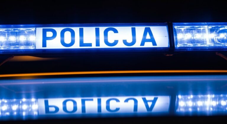 policjanci-zabezpieczyli-ponad-p-----kilograma-mar-auto-340
