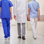 szczepienia-w---odzi-przeciwko-covid-19-trwaj----g-auto-3826