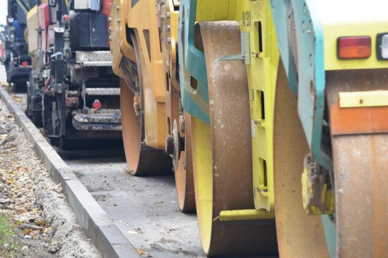 fina---wa--nej-inwestycji-w-opocznie--pojedziemy-n-auto-3780