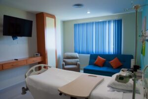 ka--dy-powinien-umie---udziela---pierwszej-pomocy--auto-3824