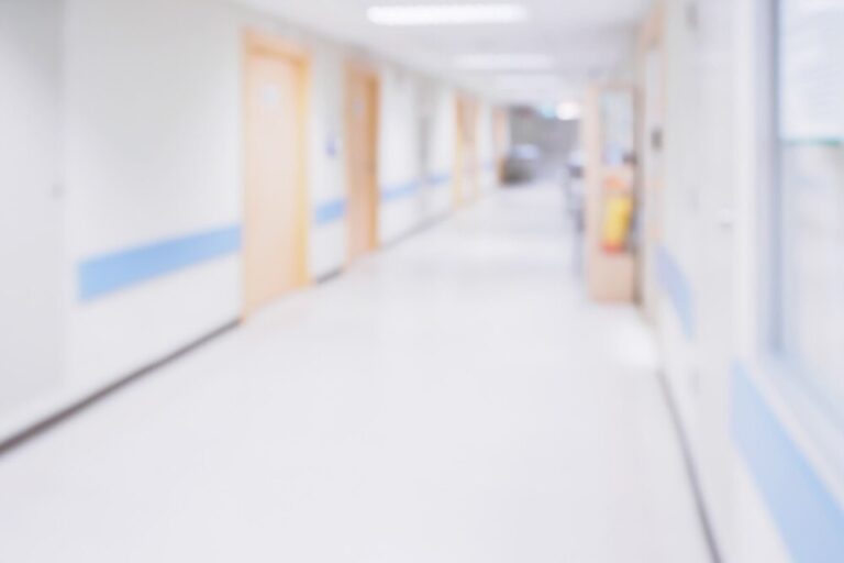 pomoc-bli--ej-domu--w-koluszkach-powstanie-poradni-auto-3820