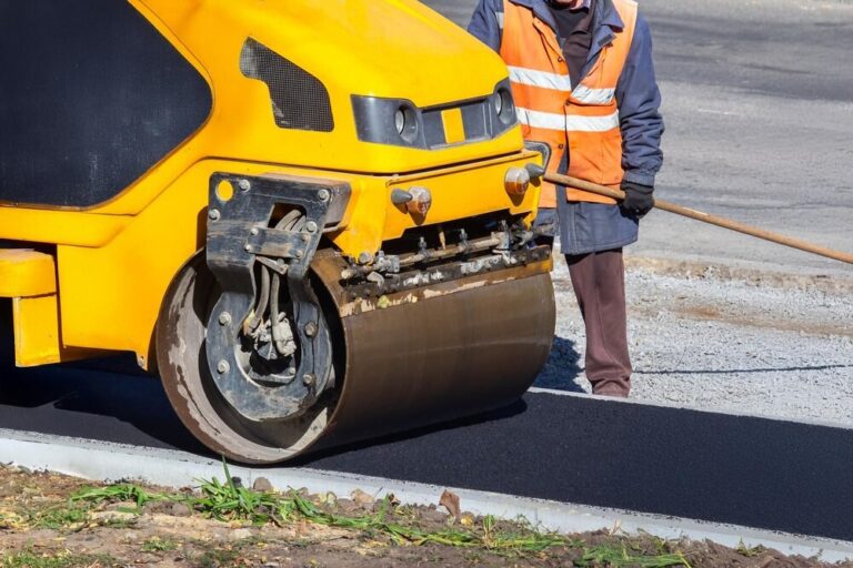 remont-bema-w---odzi--wida---now---jezdni----trwa--auto-3074