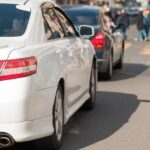 czarne-bmw-zatrzyma--o-ruch-w-centrum---odzi--zmia-auto-2217