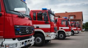 ----dzkie-dla-bezpiecze--stwa--pi-----nowych-woz---auto-6775