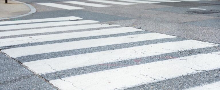 ma--a-rzecz--a-mo--e-uratowa-----ycie--uczniowie-z-auto-5976