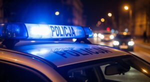 nowy-radiow--z-dla-policjant--w-z-posterunku-polic-auto-322