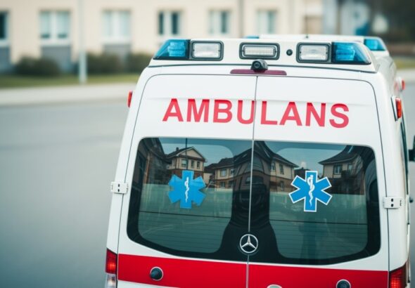 policjanci-ucz----jak-bezpiecznie-sp--dzi---ferie--auto-889