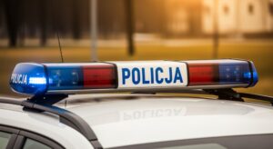 policjant-z---odzi-na-podium-auto-6081