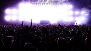 stycze---w-----dzkim-centrum-wydarze----spotkania--auto-1801