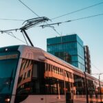 tramwaje-mpk-----d---wr--ci--y-na---agiewnick----z-auto-2596