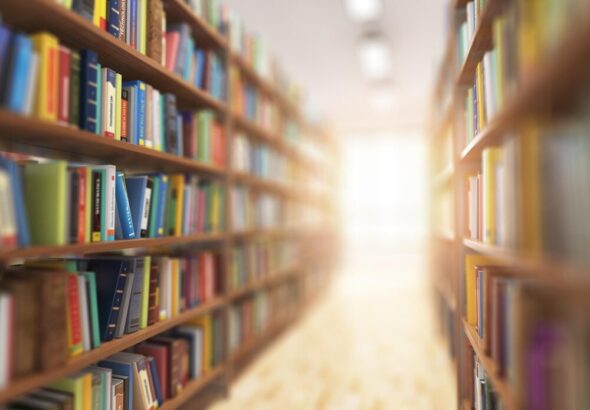 tydzie---w-bibliotece-miejskiej-w---odzi--dyskusyj-auto-6389