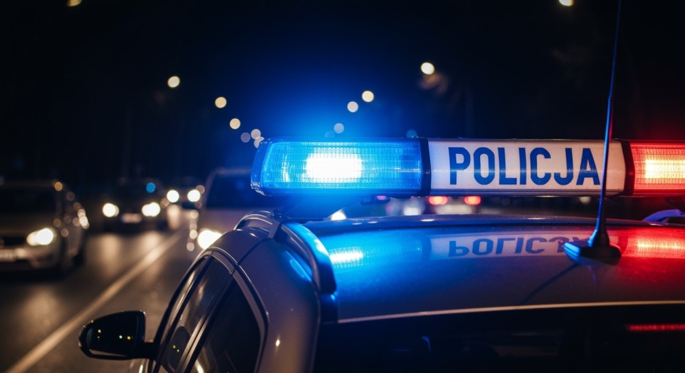 42-latek-zatrzymany-na-gor--cym-uczynku-podczas-kr-auto-486