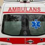 dzielnicowy-przypomnia---o-bezpiecze--stwie-podcza-auto-961