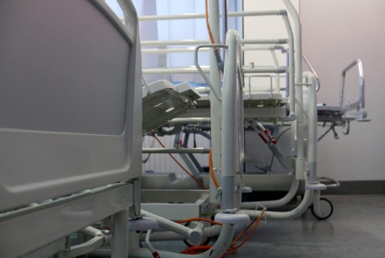 nowa---wietlica-empatia-otwarta-przy-rewolucji-w---auto-3813