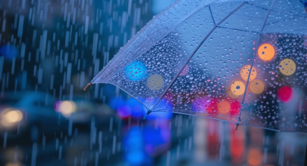 silny-mr--z-w-----dzkiem--imgw-aktualizuje-ostrze--auto-5125