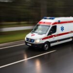 zagro--enie-na-lodzie--jak-bezpiecznie-poradzi---s-auto-1065