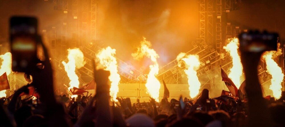 ich-troje-na-juwenaliach-2026-w---odzi--us--yszymy-auto-1819