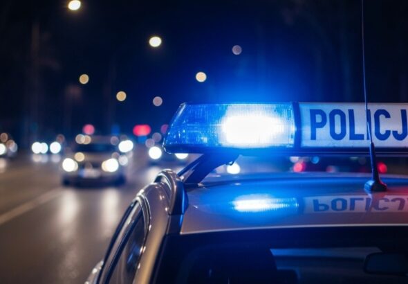 nocne-malunki-na-zabytkach-w---odzi-auto-402