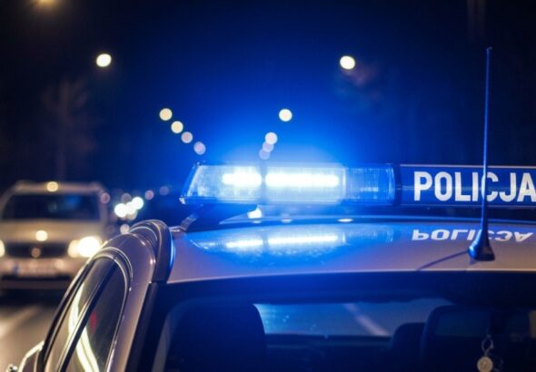 ---patrz-i-s--uchaj----oraz------apki-na-kierownic-auto-1418