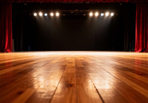 teatropolis-2023--festiwal--kt--ry-o--ywia-scen----auto-6555