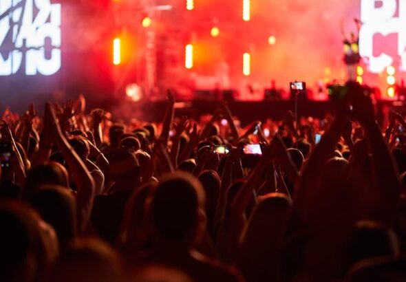 top-wydarze---kulturalnych-na-weekend--kuba-badach-auto-1827