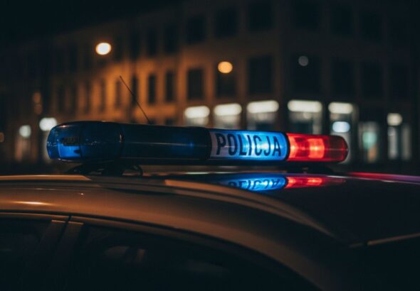 ci----ar--wki-na-osiedlu--policja-w-akcji--auto-6940