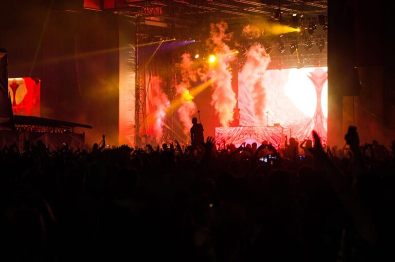 ----dzki-festiwal-kultury--o-s-t-r---ta--ce-u-egur-auto-1754