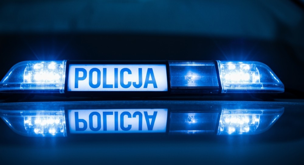 komisariat-policji-w-sulejowie-poszukuje-sprawc--w-auto-344