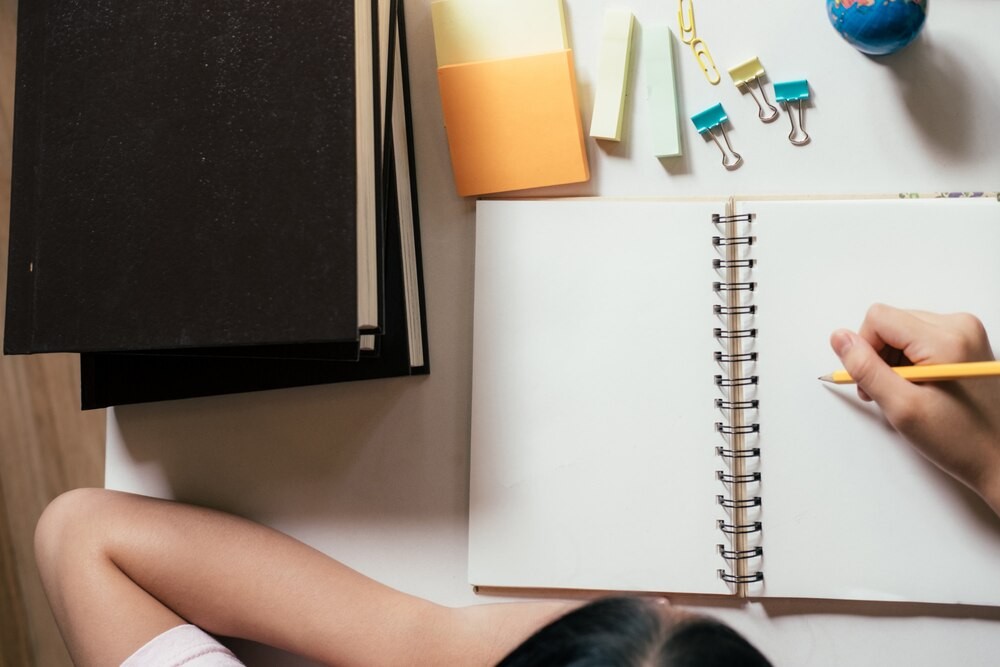 mundurowa-przysz--o-----w-zasi--gu-r--ki-auto-3516