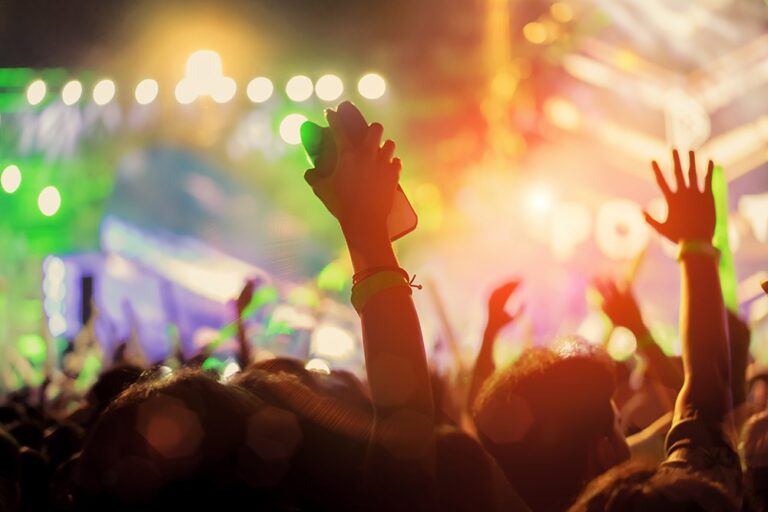 ostatnia-szansa-na-bilety-na-koncert-lili-refrain--auto-1791