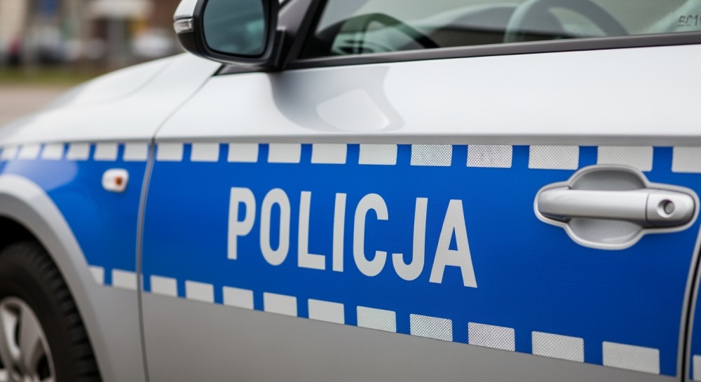 policjanci-z-brzezin-zatrzymali-poszukiwanego-35-l-auto-6098