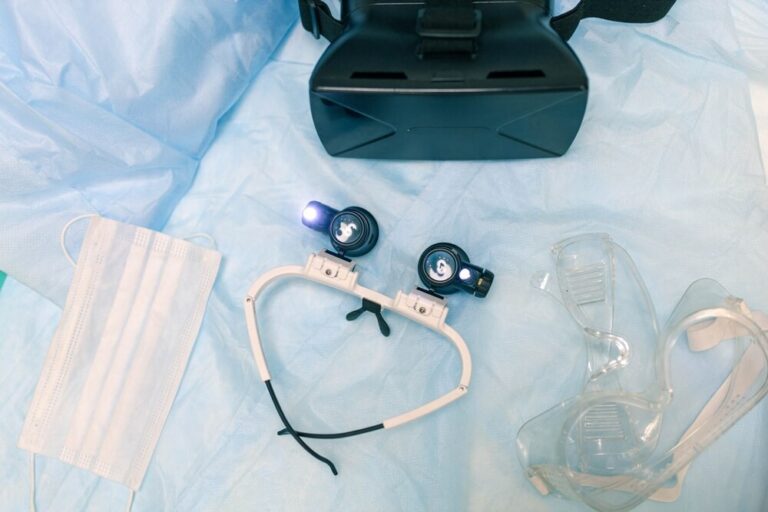 szpital-im--biega--skiego-w---odzi-pomaga-dzieciom-auto-3938