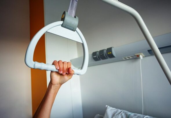 szpital-w-sieradzu-do----cza-do-lider--w-kardiolog-auto-3848