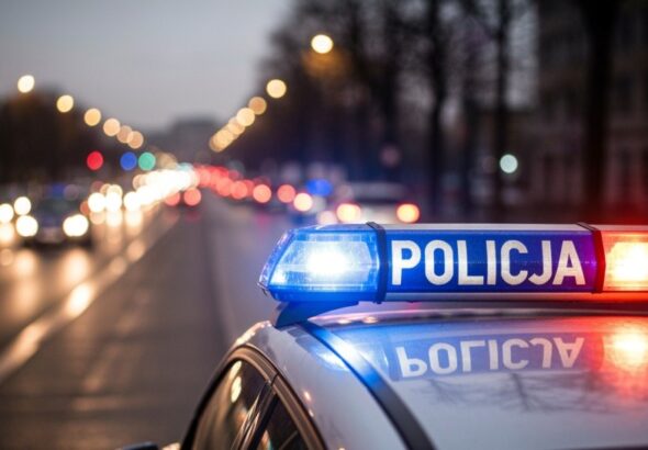 ---trze--wy-poranek----na-drogach-powiatu---askieg-auto-1362