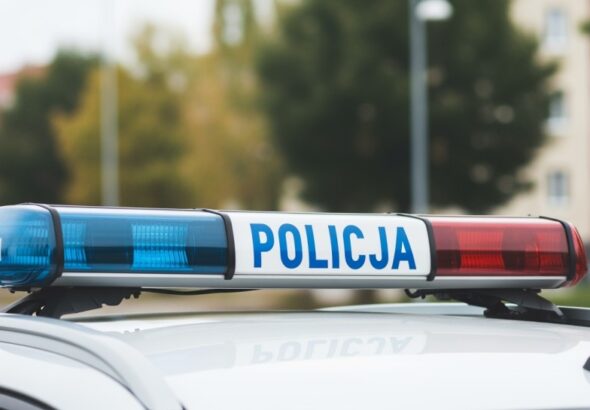 podzi--kowania-dla-----dzkich-policjant--w-za-skut-auto-6055