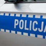 cyberbezpiecze--stwo-----policjantki-przestrzega---auto-6643