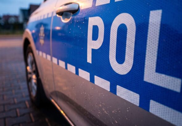dzielnicowi-bli--ej-mieszka--c--w--bezpiecznie-prz-auto-11388