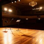 ----dzkie-dla-m--odych--premiera-w-teatrze-szko--y-auto-6501