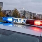 pr--dko-----jazdy--a-warunki-na-drodze--policjanci-auto-11599